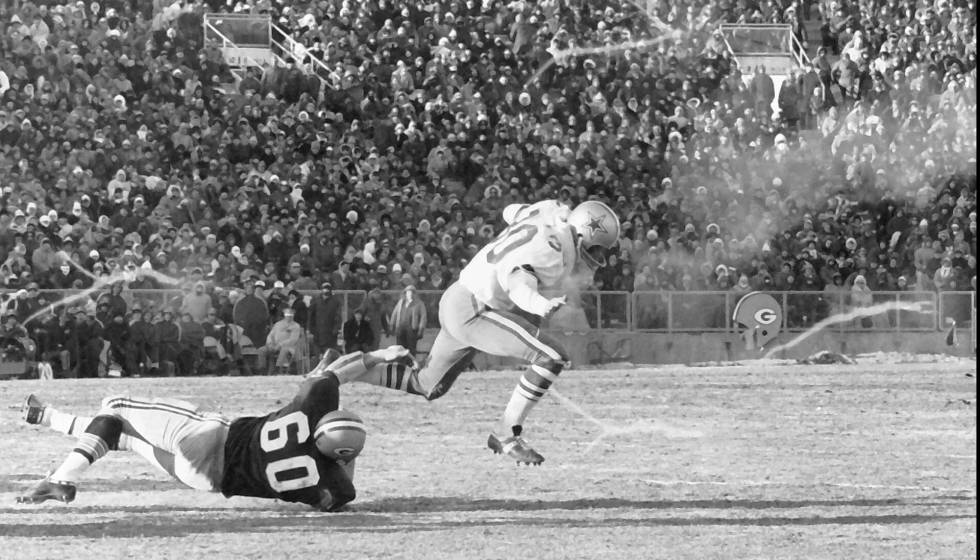 A Look Back At The Ice Bowl Played On This Day 56 Years Ago